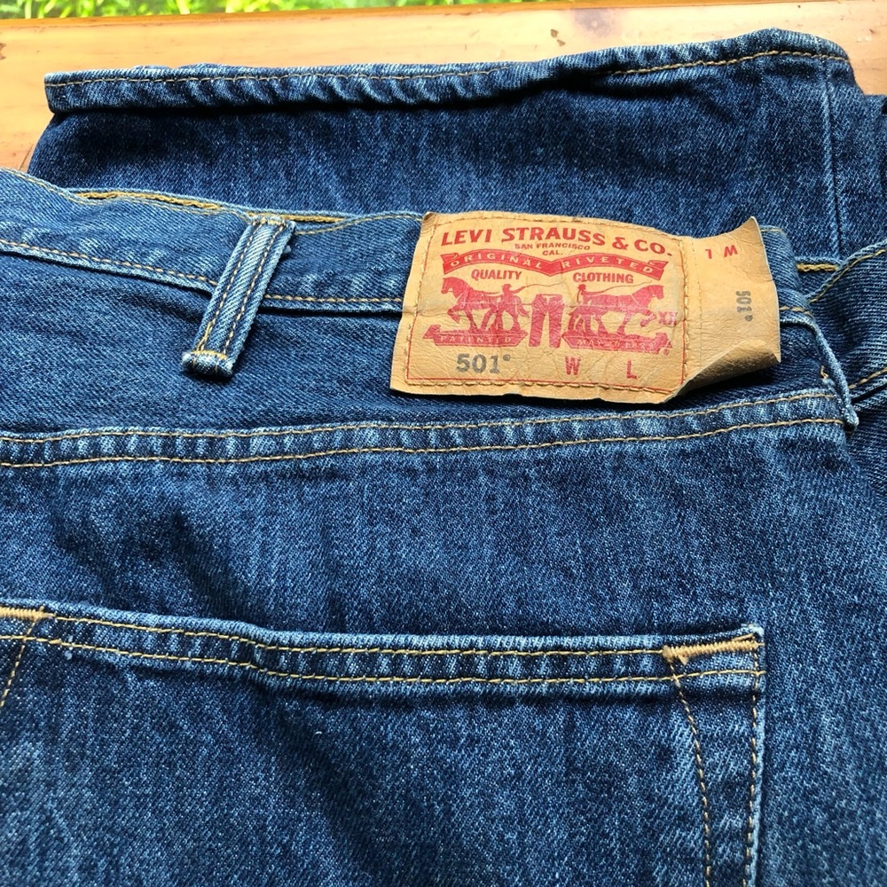 Levi's Straight-Leg Men's Jeans in Dark Blue Denim
